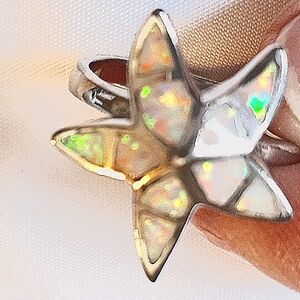 Opal 🤍 sterling silver ring